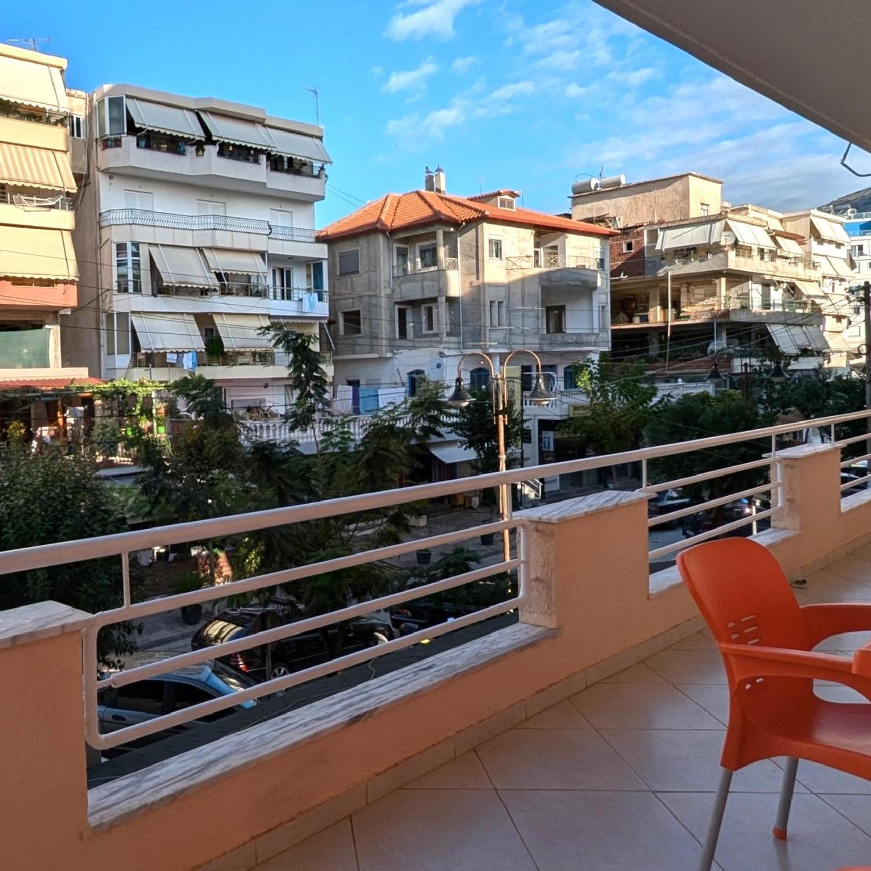 Tolle Lage & Aussicht, 3 Min Zum Apartamento Sarandë
